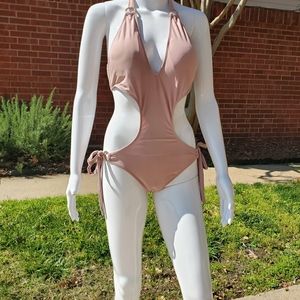 Zeraca swimsuit Medium